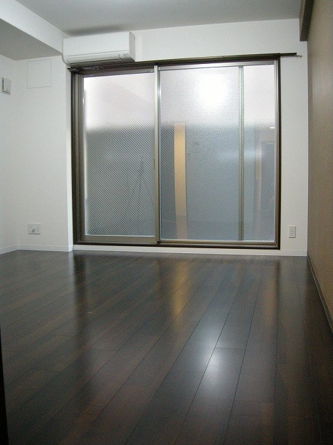 グランコスモ出町 ベッドルーム