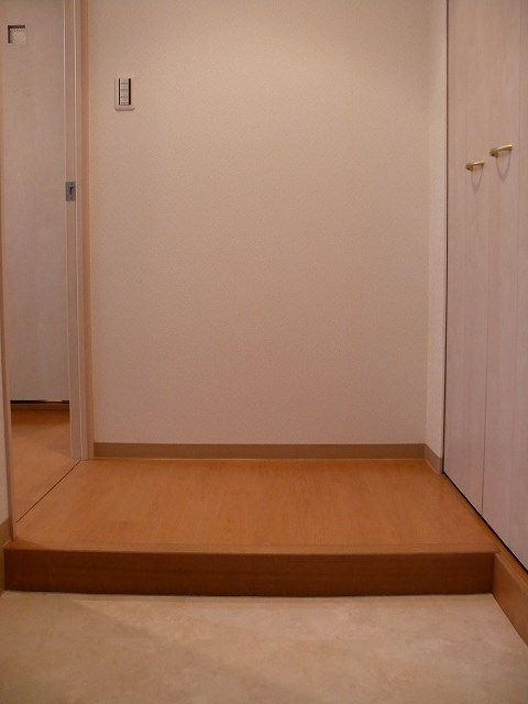 グリーンヒル下鴨本通 玄関