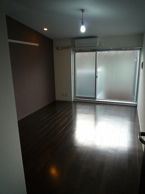 グランコスモ今出川 ベッドルーム