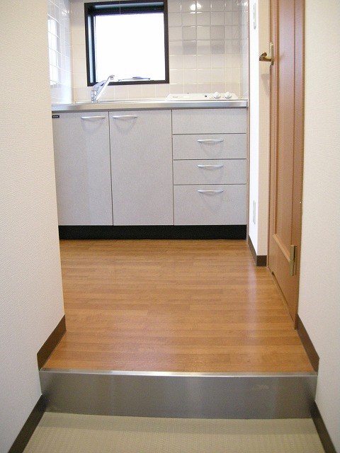 グランコスモ御所東 玄関