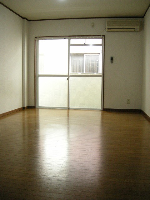 コスモハイツ百万遍 ベッドルーム