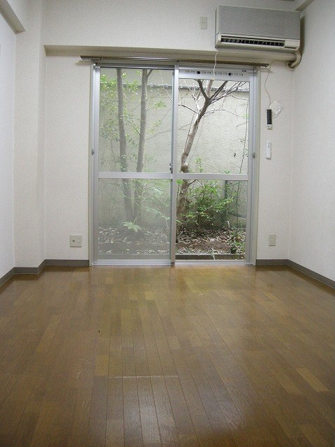 グリーンヒル塔ノ段 ベッドルーム