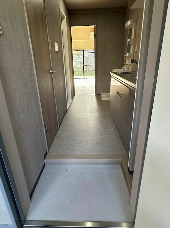 ホーユーコンフォルト西陣 玄関