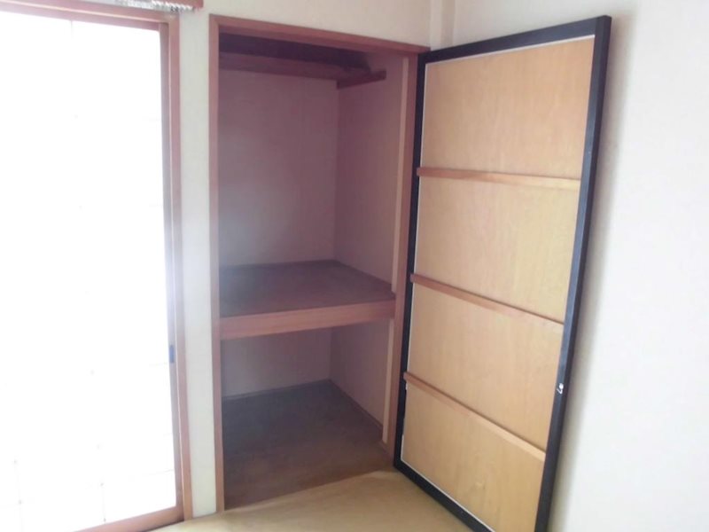城之前ハイツ 収納