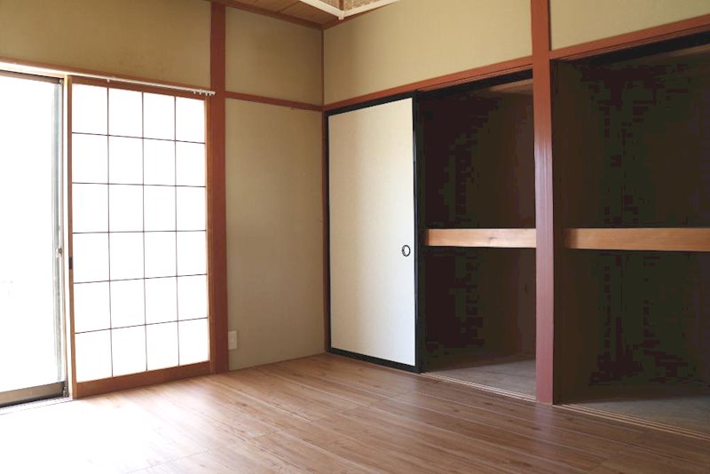 長野県上田市諏訪形 ベッドルーム