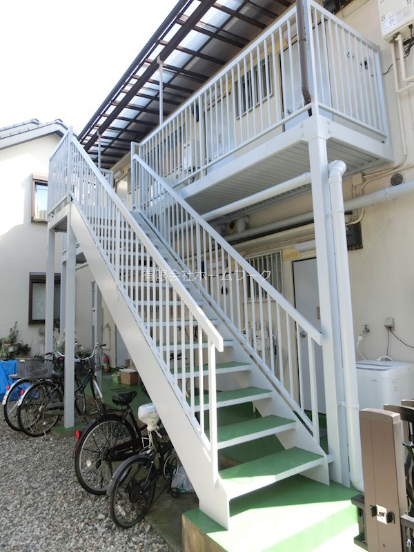 ハイツ岡田 エントランス