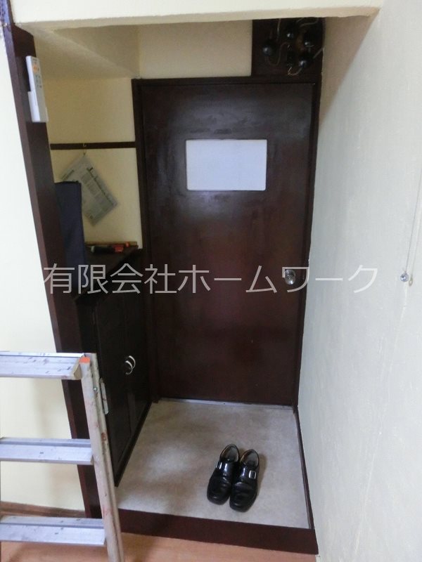 キャノンパックビル 玄関