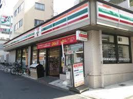 すみれマンション コンビニ