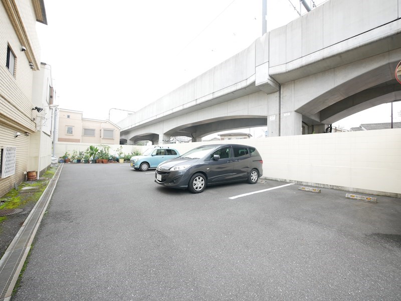 ロベリアくにたち 駐車場