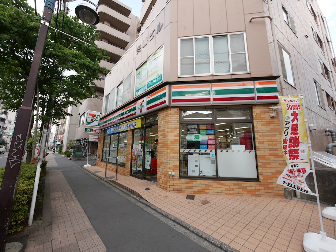 立川プラザ コンビニ