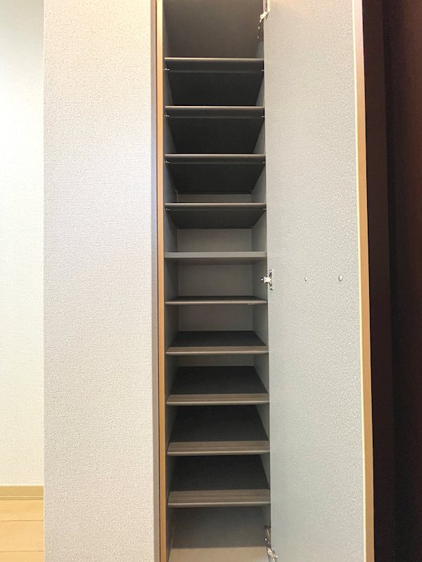 ディアス前野町 収納