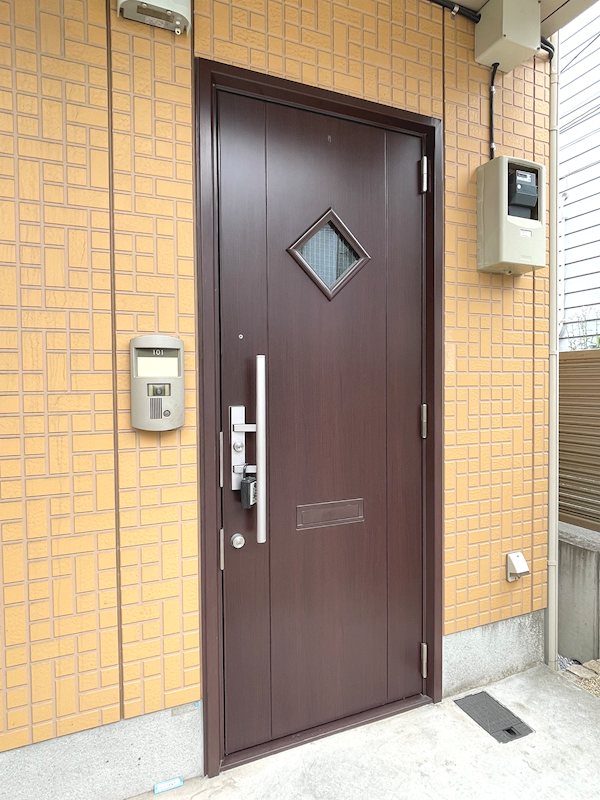 ディアス前野町 玄関