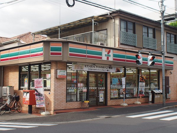 ディアス前野町 コンビニ
