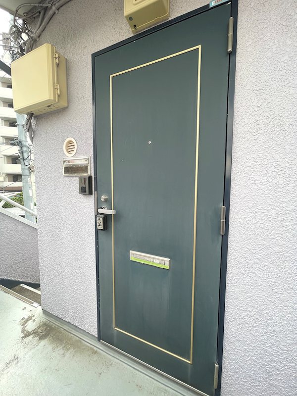 オプティ赤塚 玄関