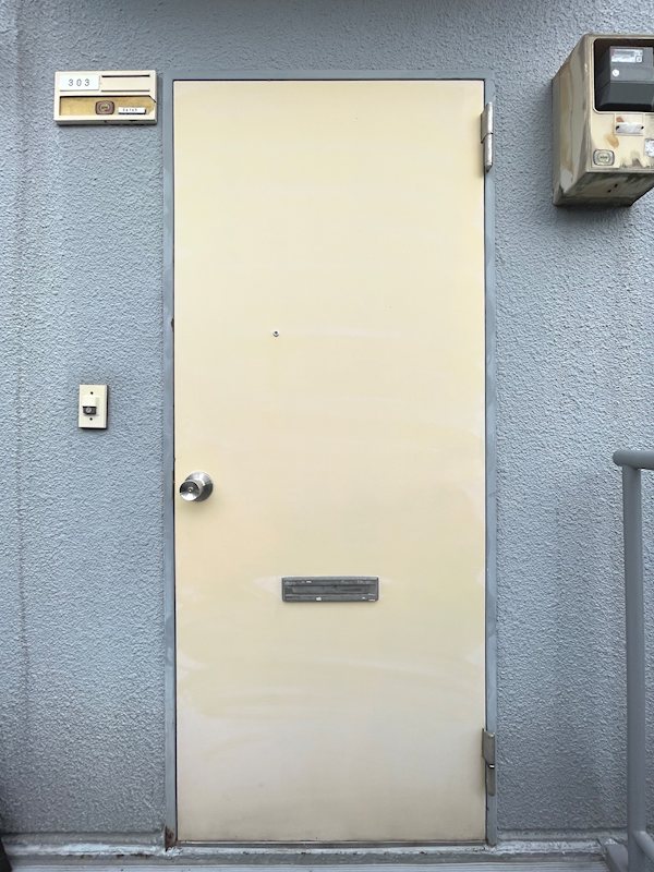 スカイフラッツ千早 玄関