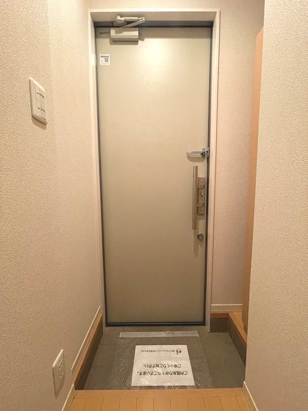 グランシャリオ 玄関