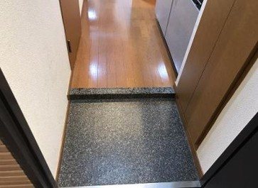 フェニックス新橋 玄関