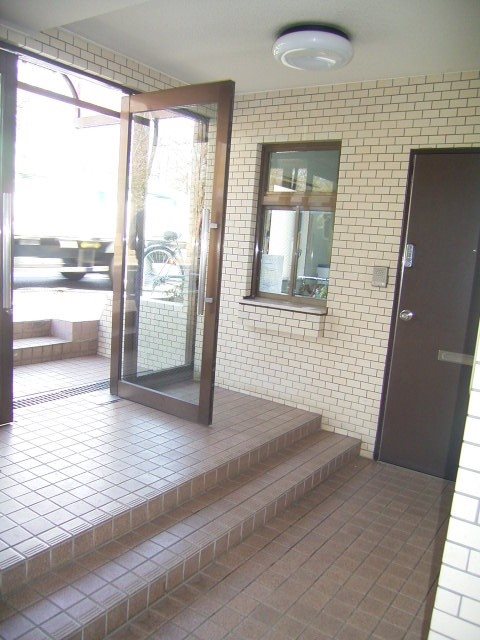 セントヒルズ一ツ橋学園 エントランス