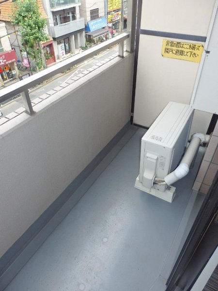 ザ・ステージ早稲田 ベランダ