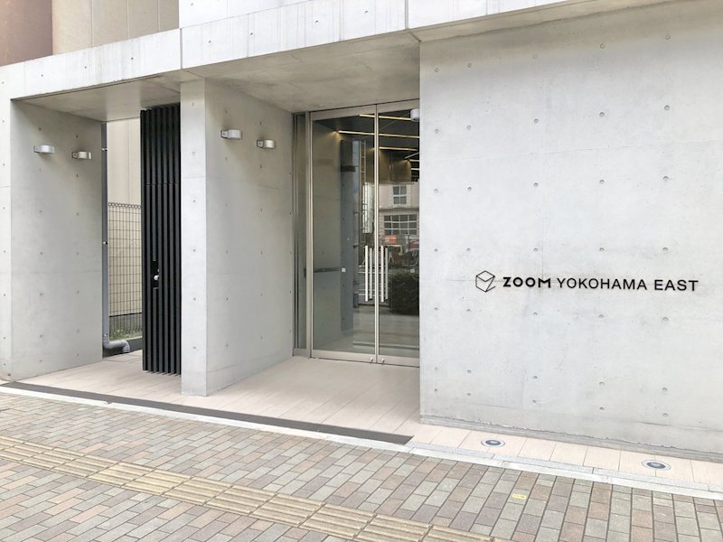 ZOOM横濱EAST エントランス