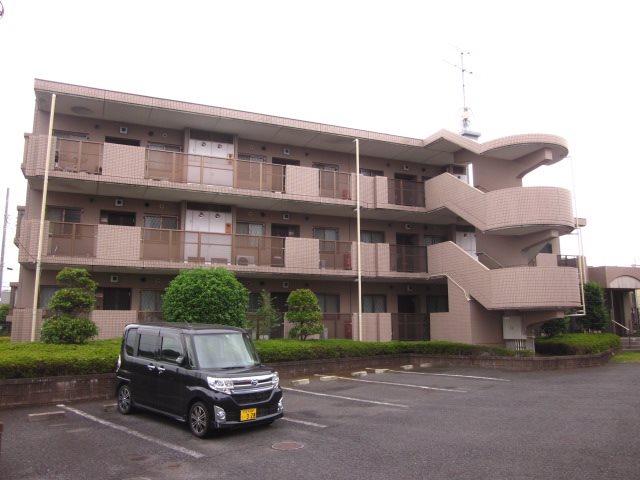 カサヴェールひじかた 303号室 外観