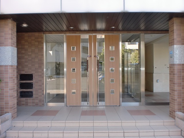 ルシード 玄関
