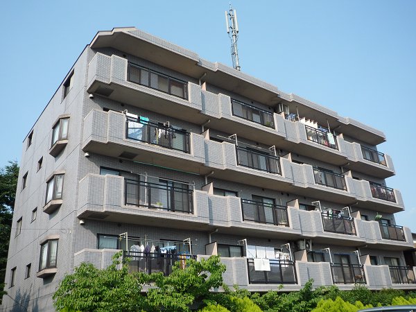 クレール滝山 外観