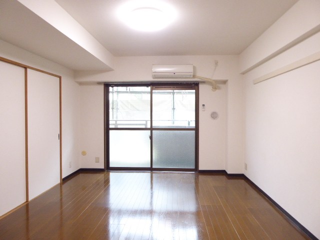 リヴィエール一橋学園 リビング