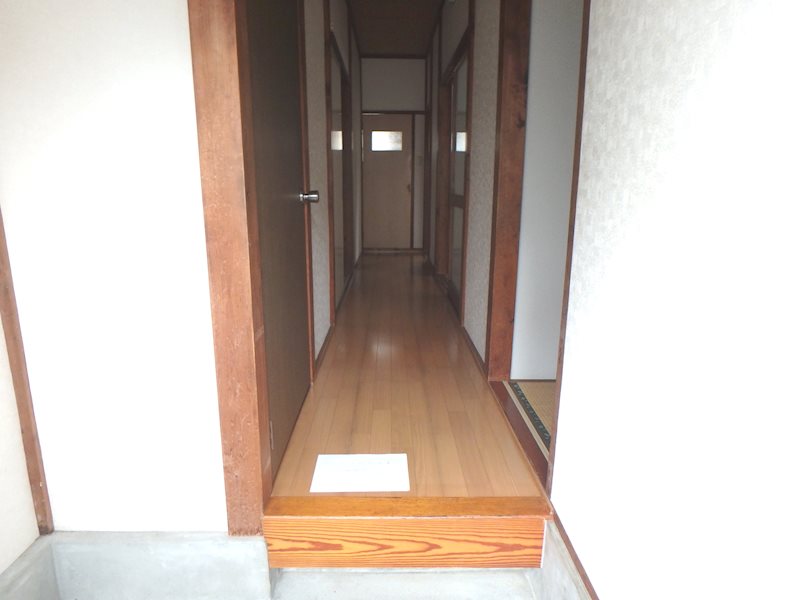 浜野貸家 玄関