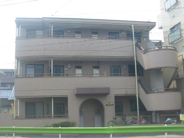 ラフォーレ桜丘 201号室 外観