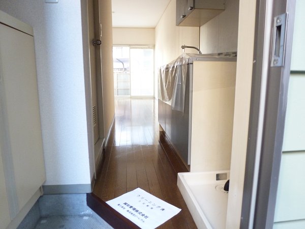 メゾンヴェルト 玄関