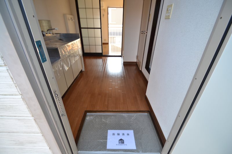 フローラコート 玄関