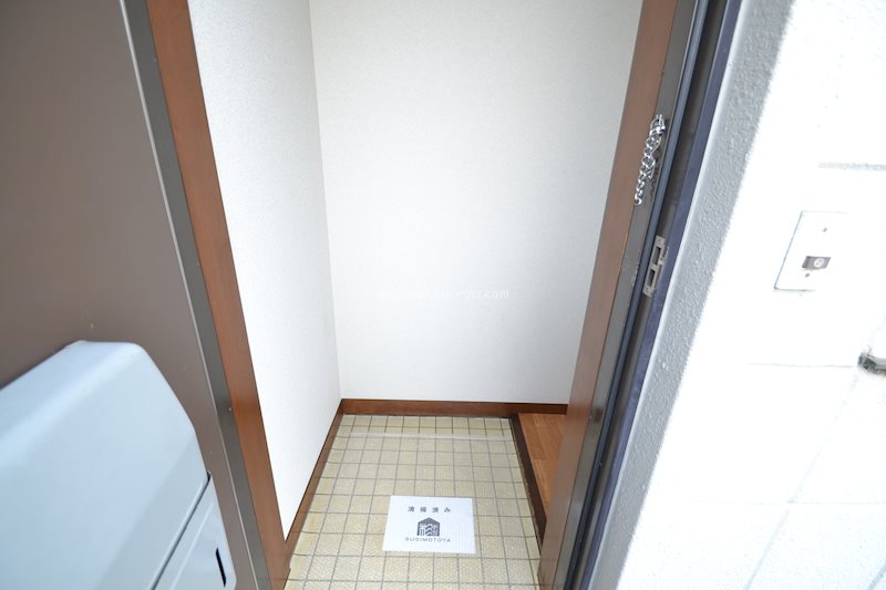 セルクルガトン西国立 玄関