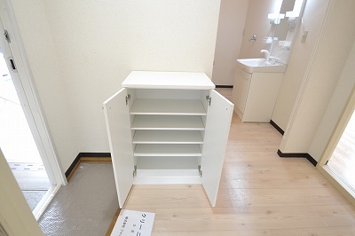 グリーンヒルＡ 玄関