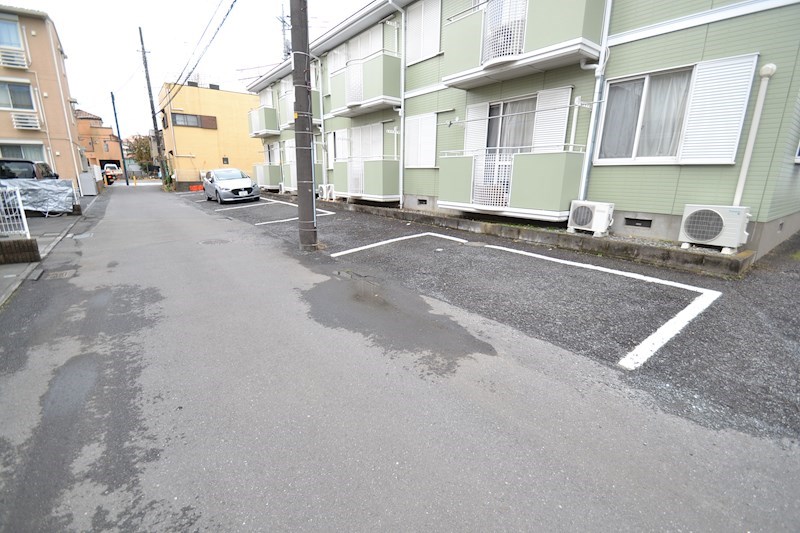アネックス壱番館 駐車場