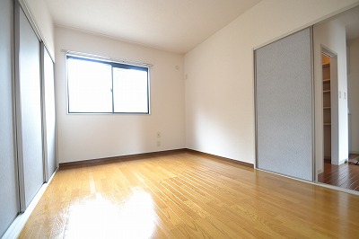 サニーコート ベッドルーム