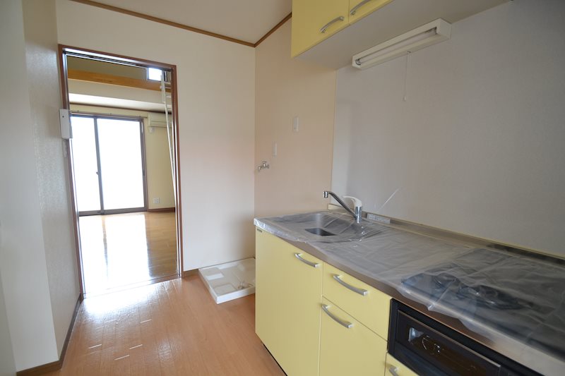 ネオコーポ千鶴 リビング