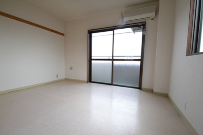 関口ビル ベッドルーム