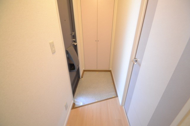 サンレイクヴィラＳＵＺＵＫＩ Ａ 玄関