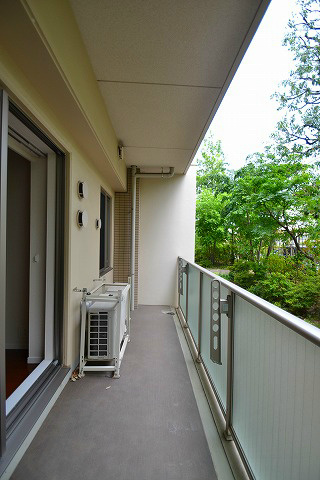 プライムメゾン武蔵野の杜 ベランダ