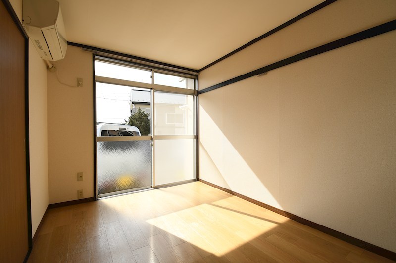 エスティーヌみよし リビング