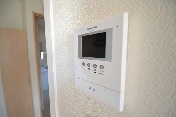 ニーエフ その他5