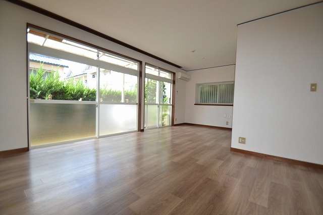 コーポ美園 リビング