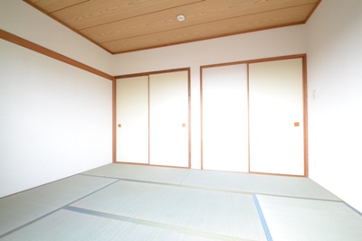 ヴィラ・ウィステリア その他5