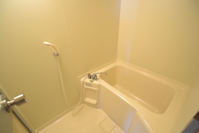 ドームハウス 風呂画像