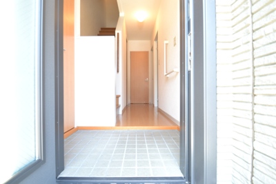 ヴィラージュⅡ 玄関