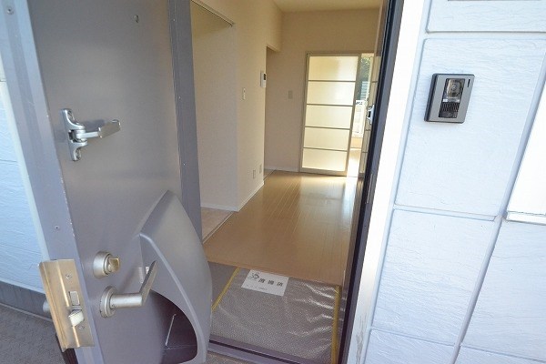 エーデルワイス 玄関