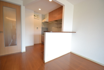 ピアッツァ梅の原Ｃ キッチン