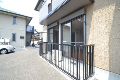ピアッツァ梅の原Ｃ ベランダ