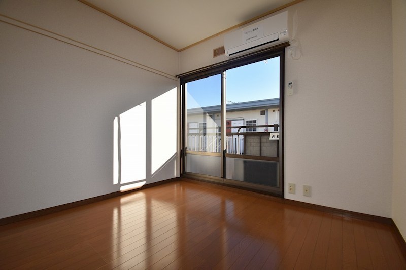 サニーハイツ岸野 リビング